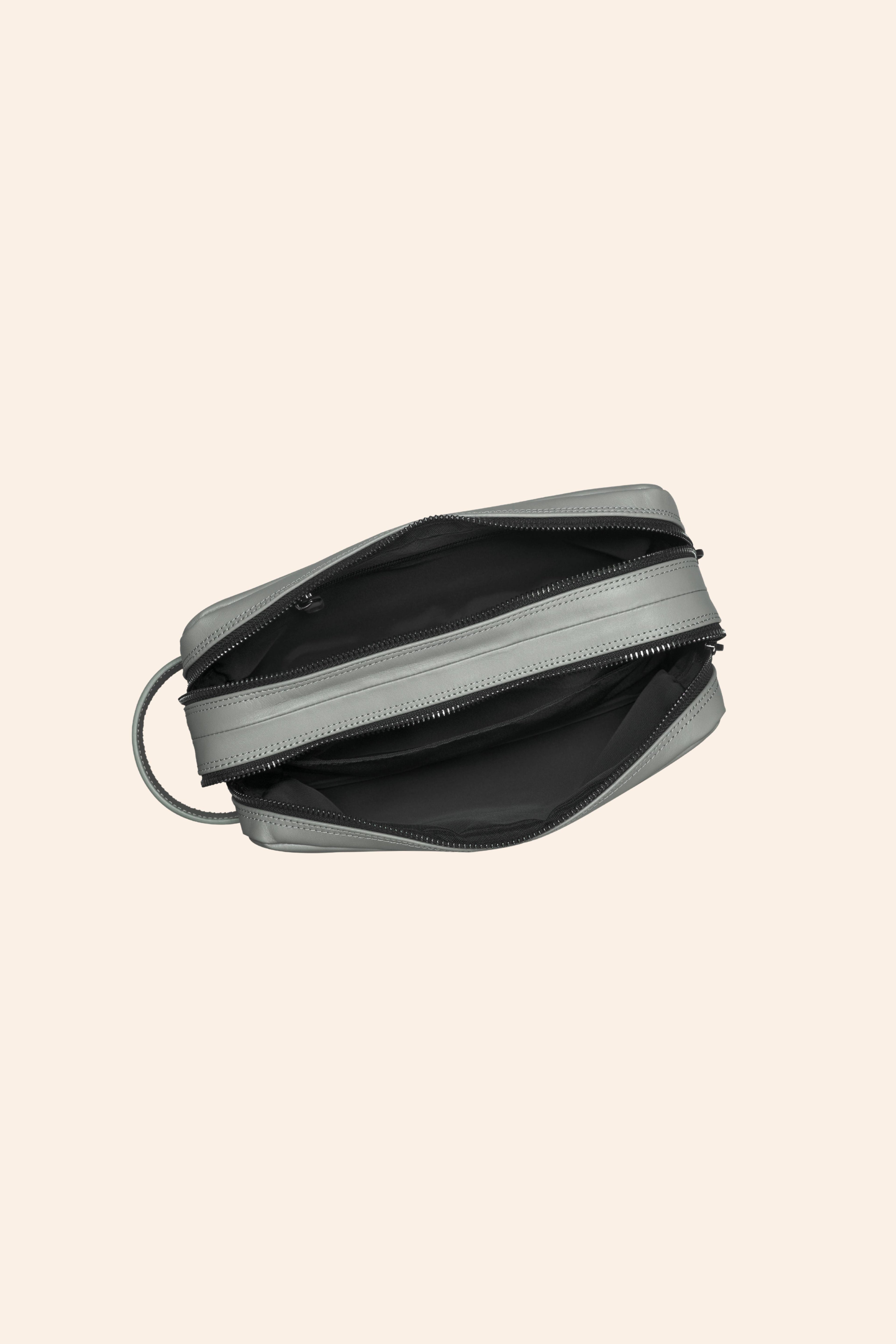 Neceser de piel tipo travel Pavon