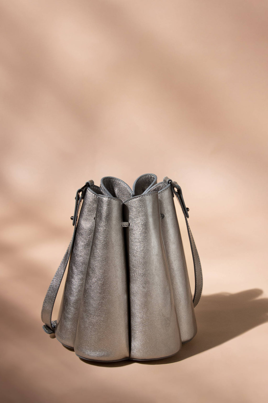 Bolsa Alondra bucket de piel