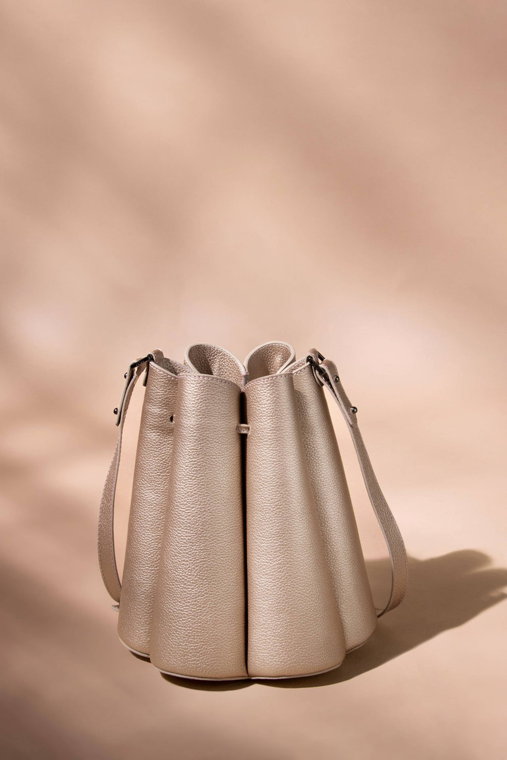 Bolsa Alondra bucket de piel