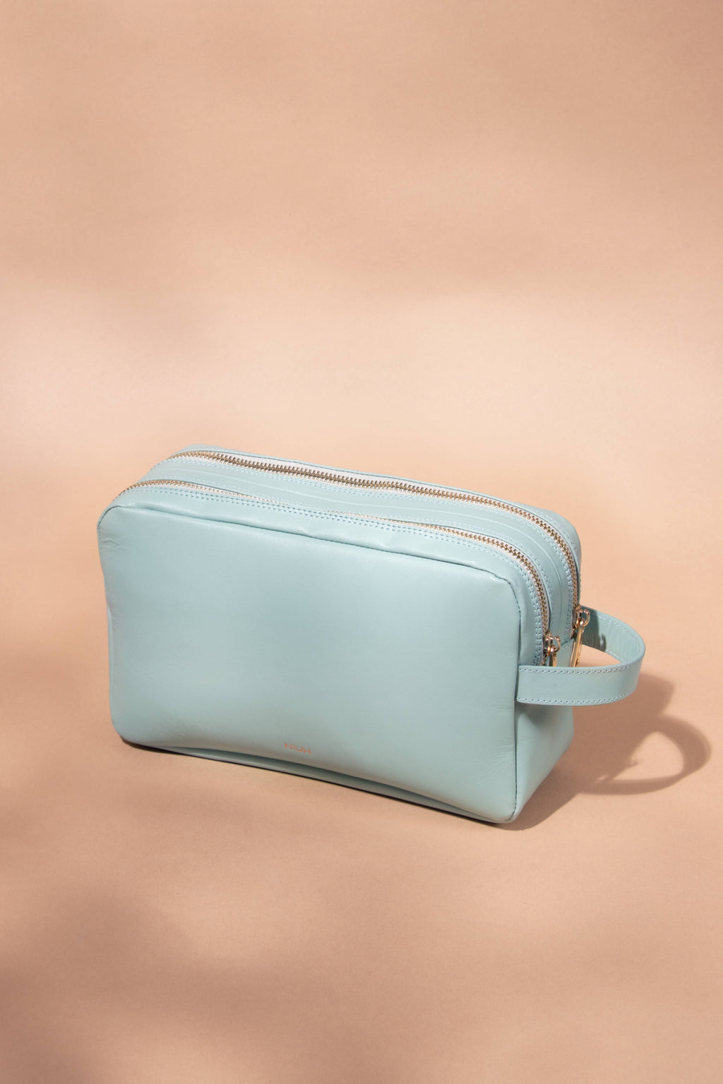 Neceser de piel tipo travel Pavon