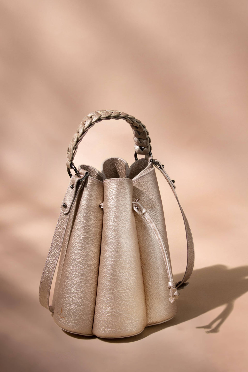 Bolsa Alondra bucket de piel