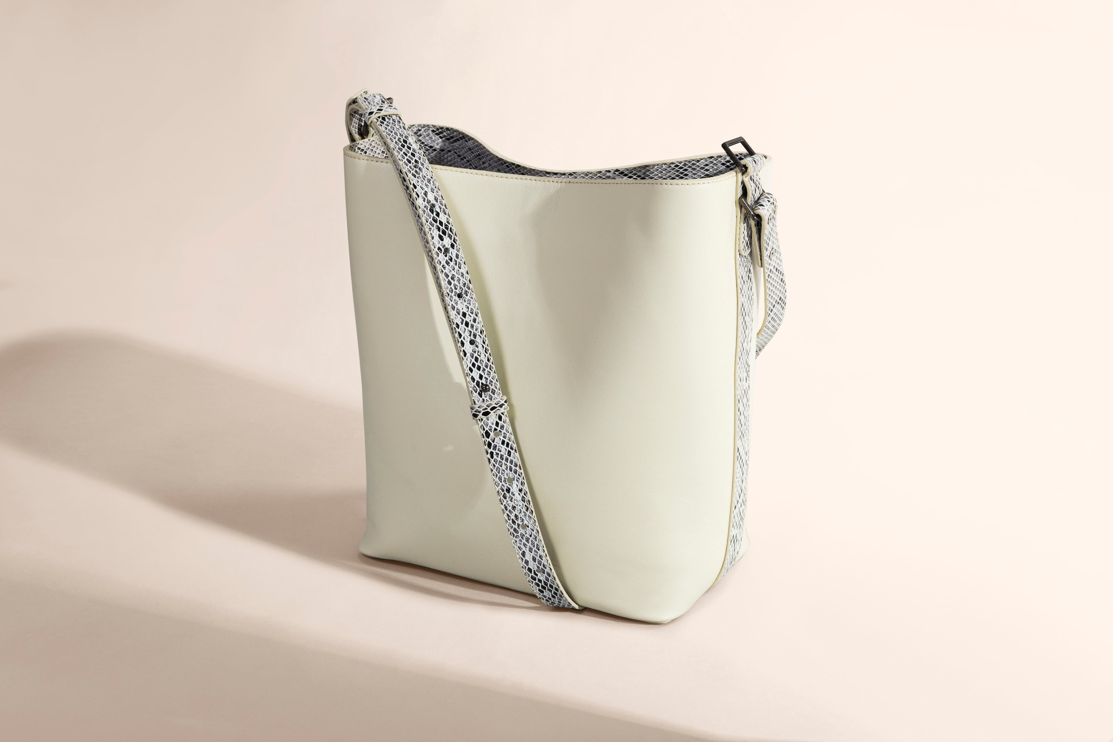 Bolsa Tote Camea de Piel