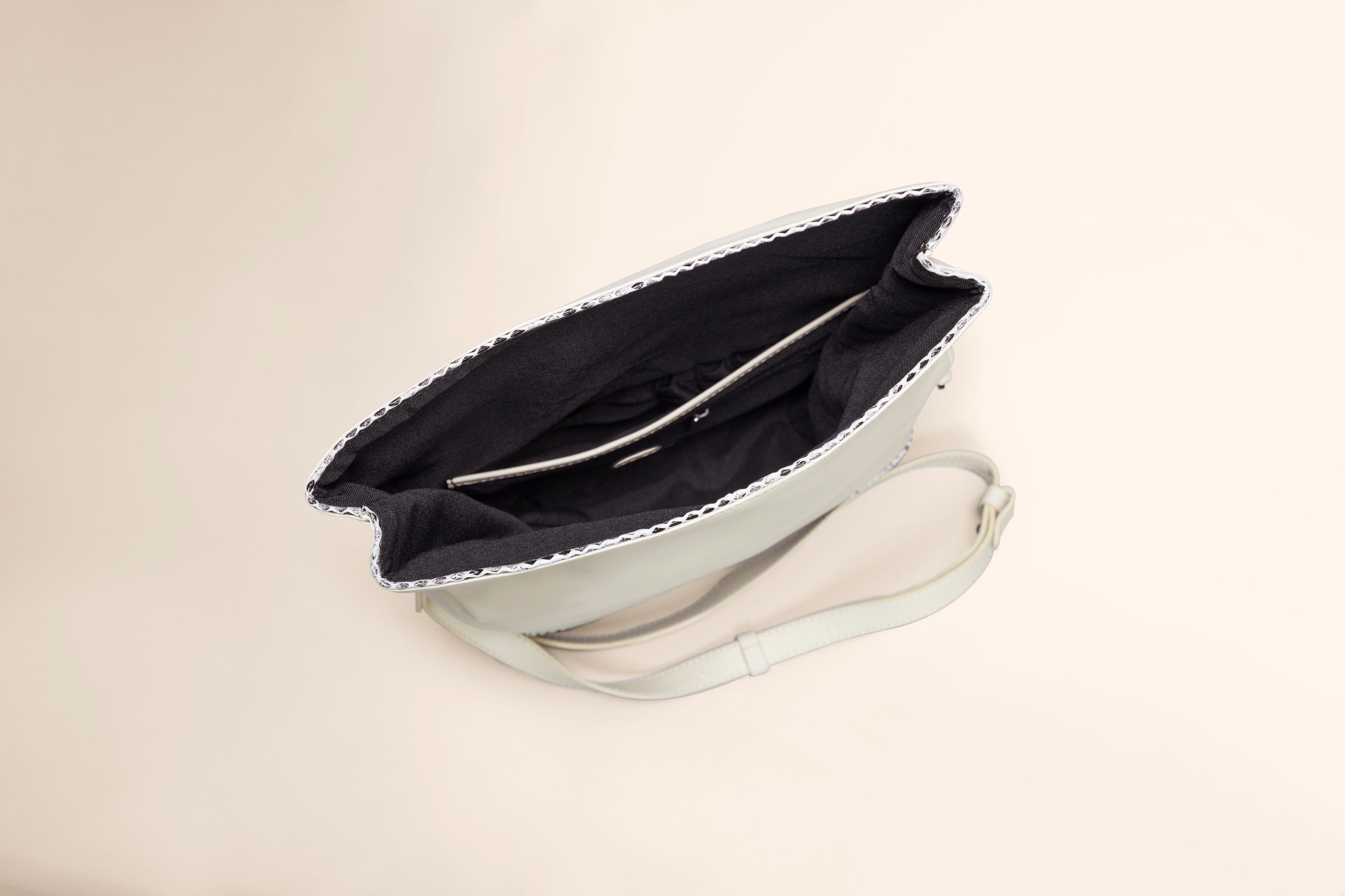 Bolsa crossbody de piel con textura Toquí