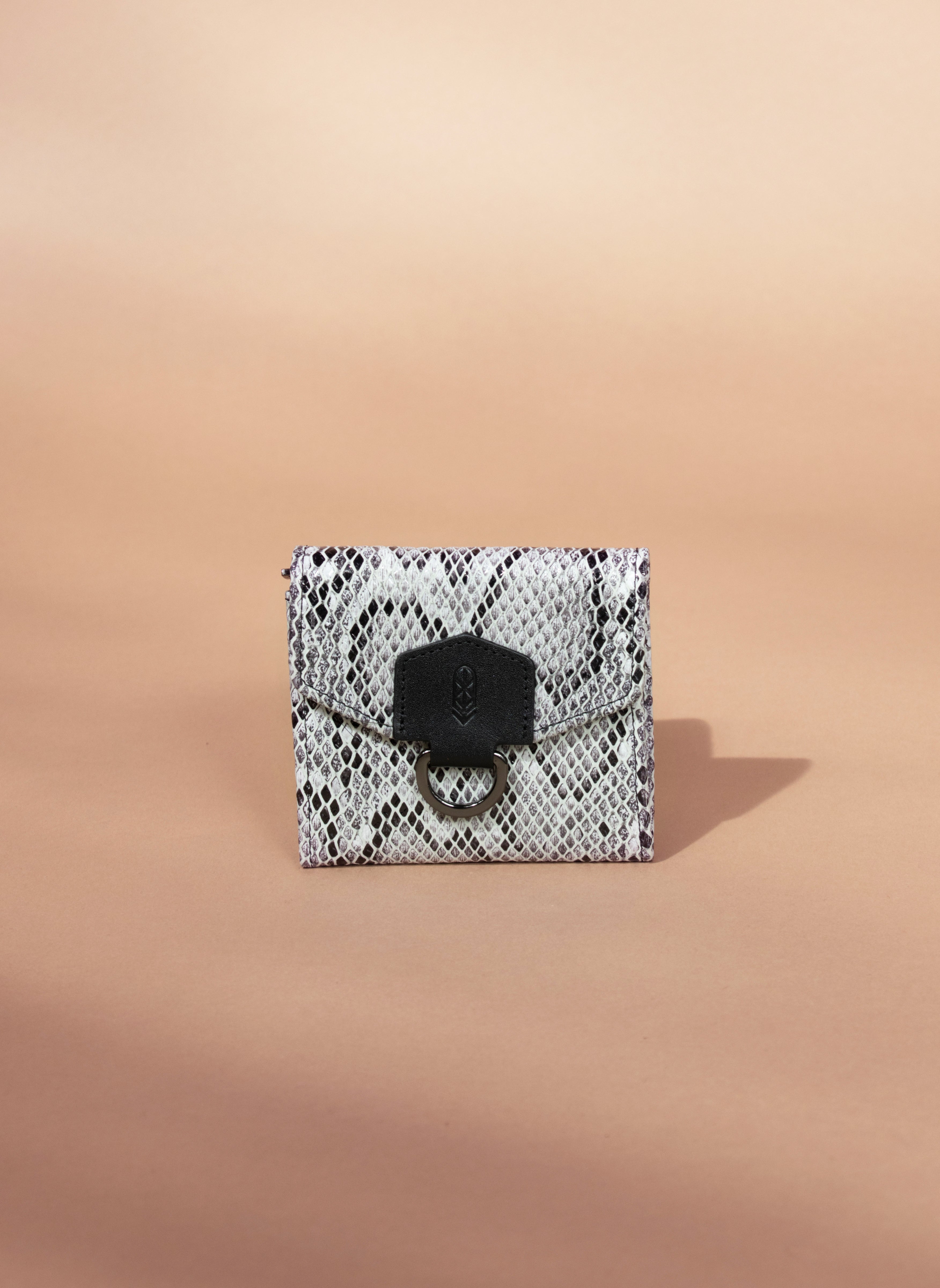 Cartera de piel Chara